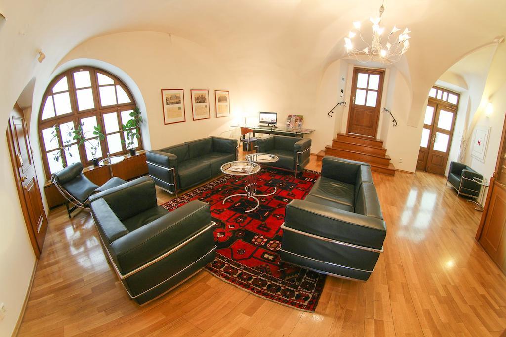 Rezidence Lundborg Hotel Prag Eksteriør billede