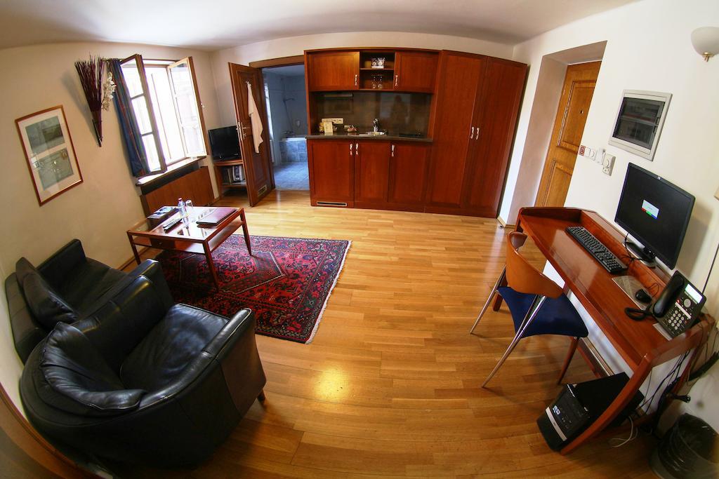 Rezidence Lundborg Hotel Prag Eksteriør billede